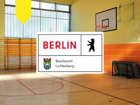 Hintergrund Turnhalle Vordergrund Logo Bezirksamt Lichtenberg