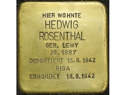 Stolperstein Hedwig Rosenthal (Bild: Stolpersteine-Initiative CW, Hupka)