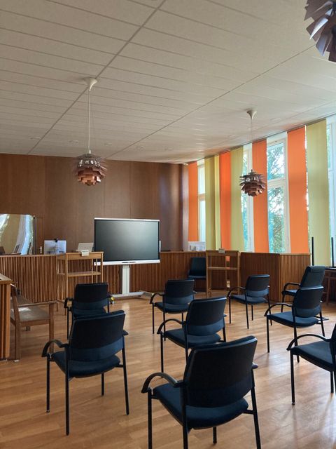 Verhandlungssaal im Amtsgericht Spandau