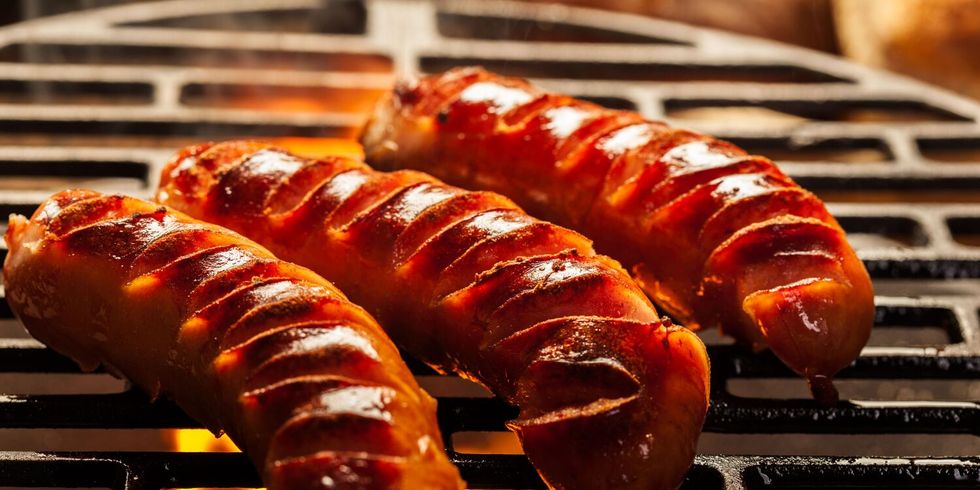 Grillwurst auf Barbequegrill