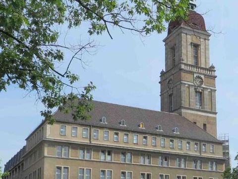 Bestandsgebäude Niedstraße Rathaus