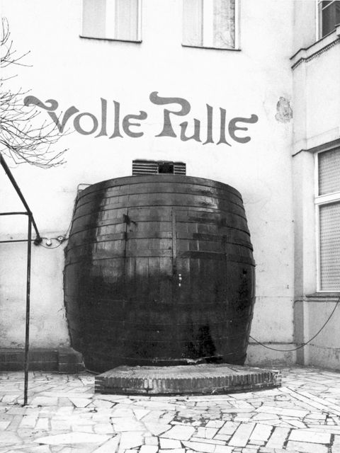 Eingang zur Vollen Pulle, 1972