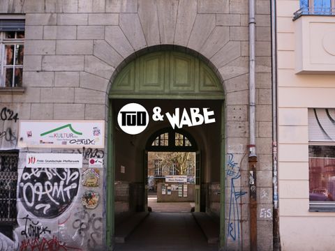 TuD und WABE, Eingang Interkukturelles Haus Pankow, Schönfließer Straße 7