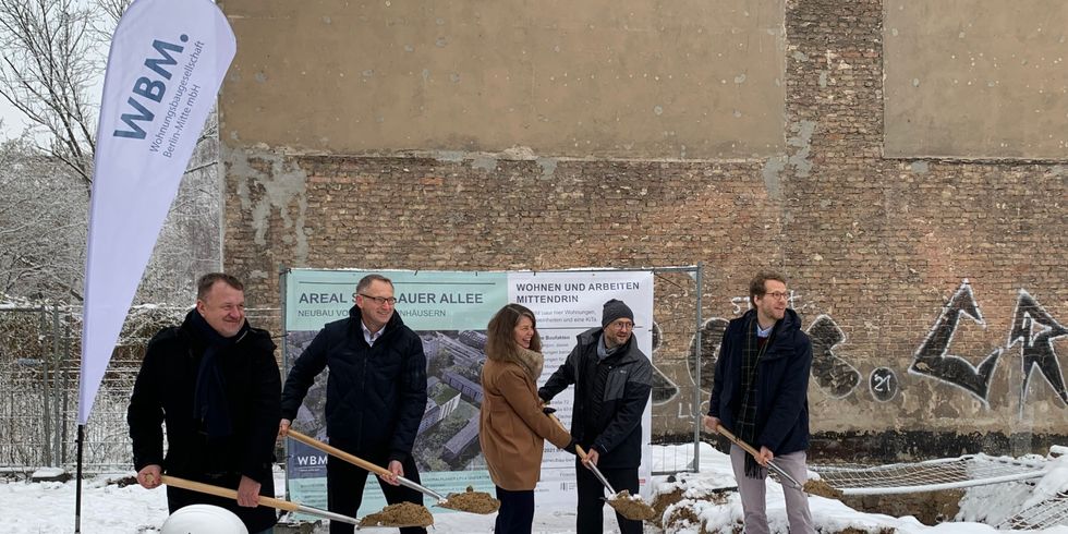 Spatenstich im Rudolfkiez mit Florian Schmidt