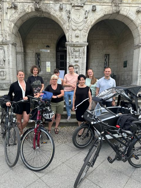 Das Fuchsteam ist stolz auf seine Stadtradler. (Bild: BA Rdf)