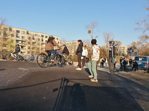 Eröffnung des neuen Pumptracks im Liberty-Park
