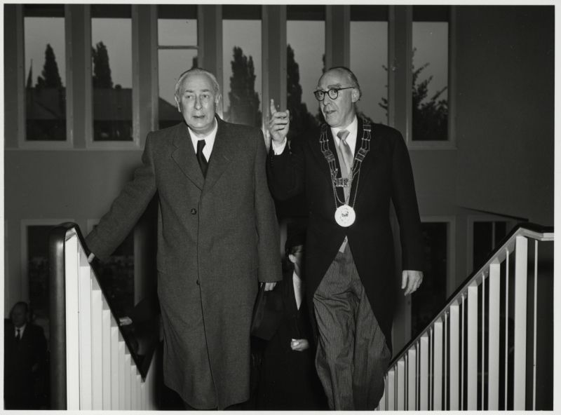 Ernst Eduard Hirsch mit Bundespräsident Theodor Heuss