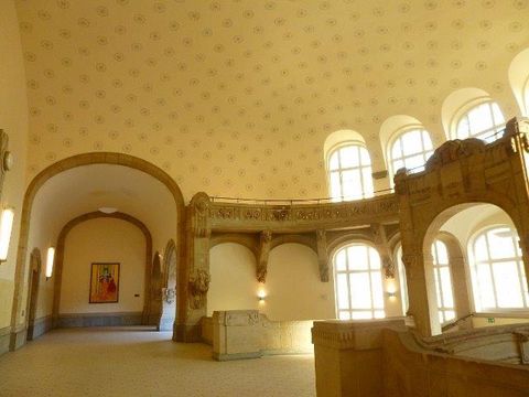 Kuppeldecke im Rathaus Charlottenburg (3. OG)