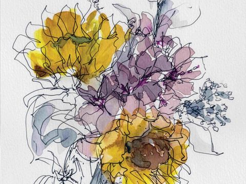 Illustration eines locker skizzierten Blumenstraußes in einer Vase. Gelbe und violette Blüten sind mit feinen schwarzen Linien umrissen und mit transparenten Aquarellfarben in Gelb-, Braun-, Grau- und Lilatönen gestaltet. Die Komposition wirkt leicht