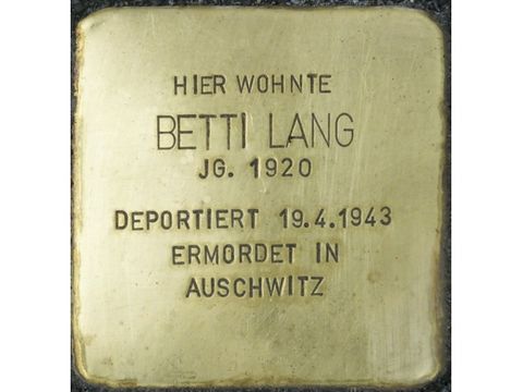 Stolperstein Betti Lang (Bild: Stolpersteine-Initiative CW, Hupka)