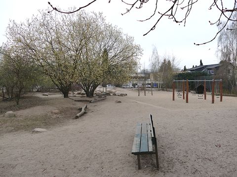 Freiflächen der Märkischen Grundschule im Märkischen Viertel