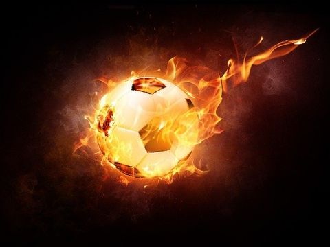 Ein fußball der brennt