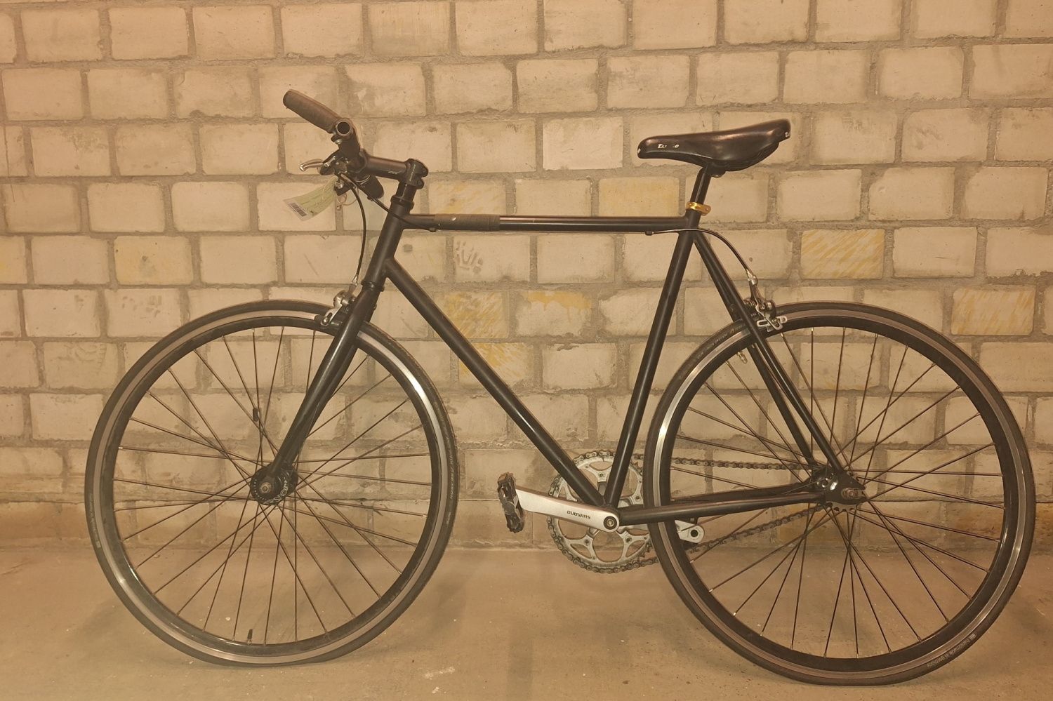 Schwarzes Herrenfahrrad