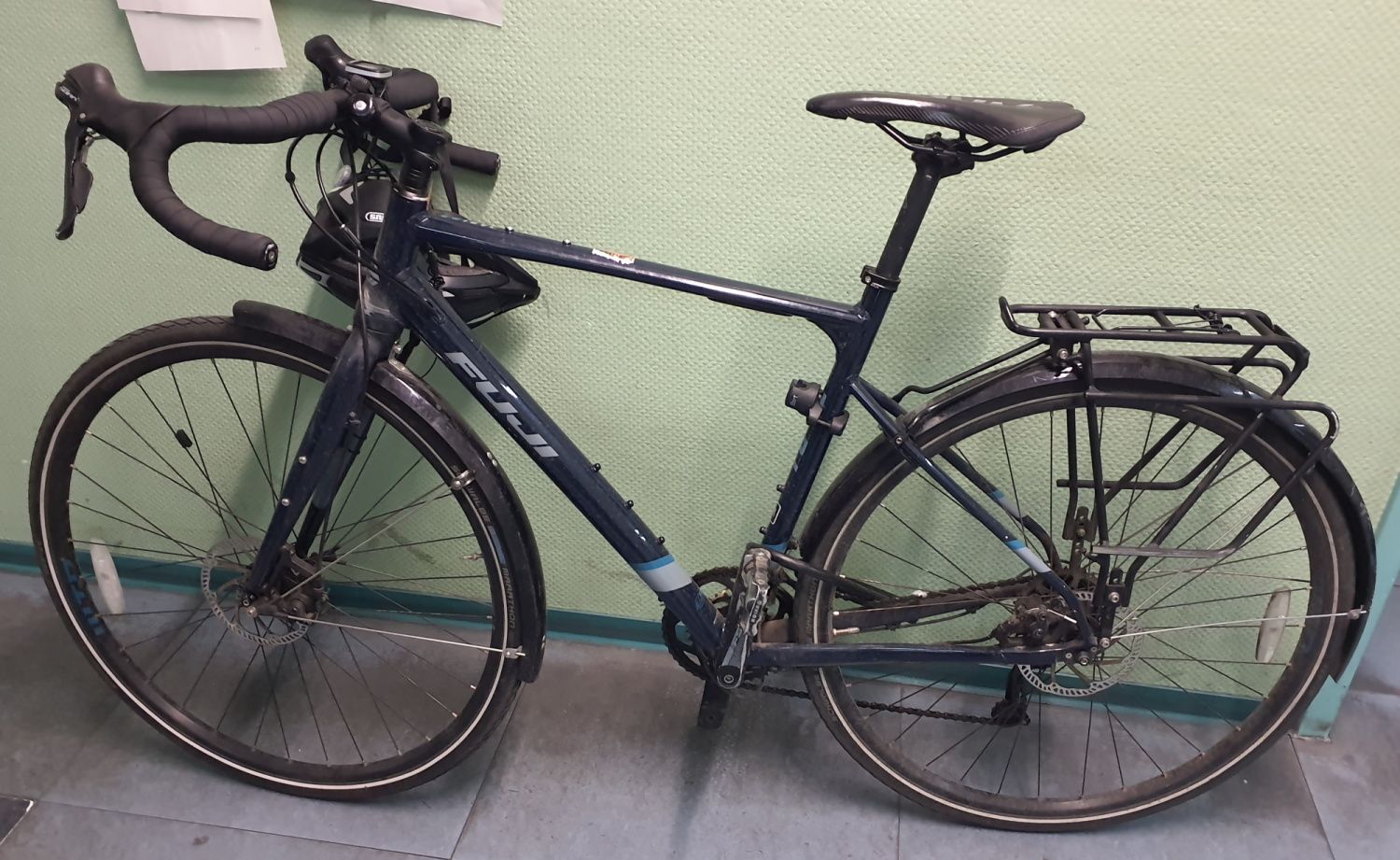 Blaues Herrenfahrrad