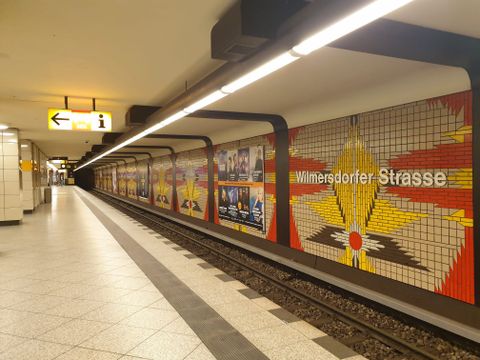 U7 Wilmersdorfer Straße, Bahnsteig