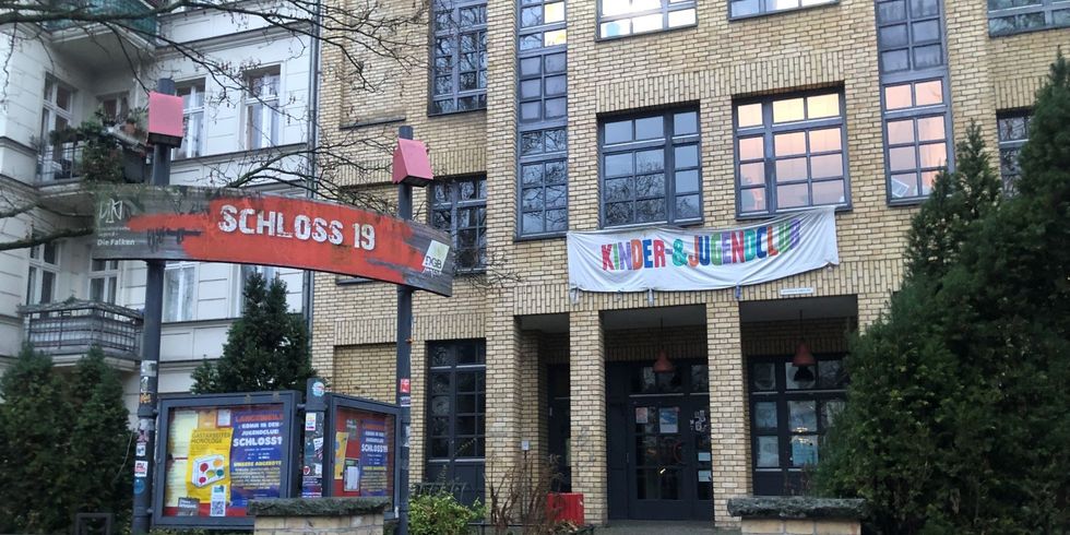 Jugendclub Schloss 19