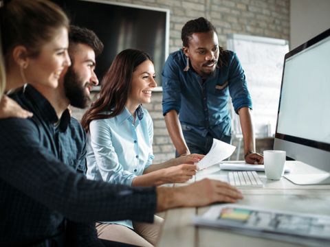 Arbeitsgruppe am PC