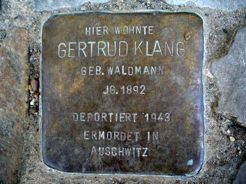 Stolperstein für Gertrud Klang