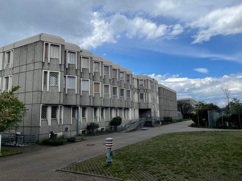Zwei Hafthäuser der JVA Plötzensee