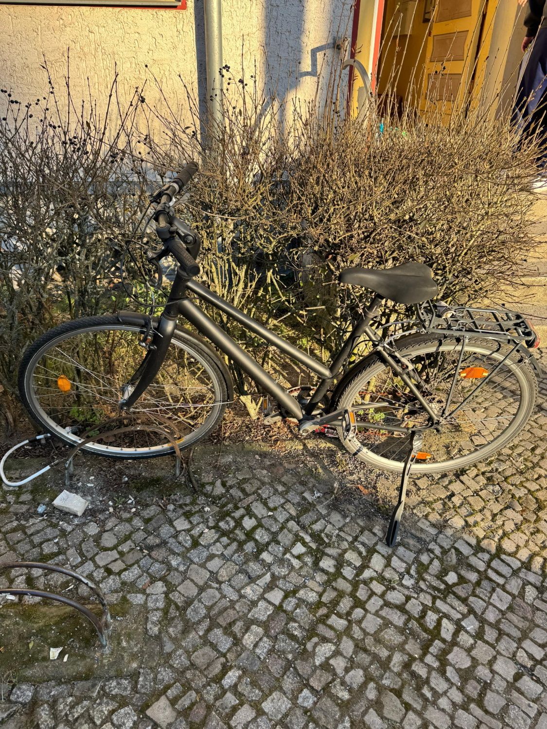 Schwarzes Damenfahrrad