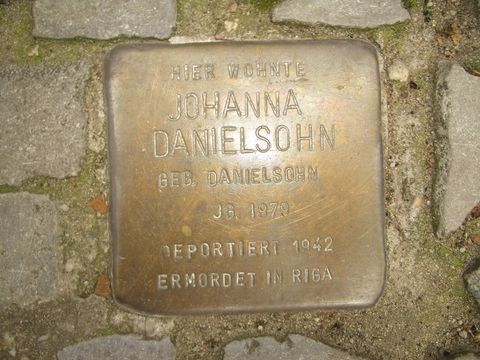 Stolperstein für Johanna Danielsohn, 27.07.2011