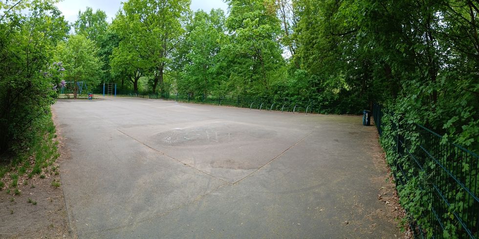 Freifläche Spielplatz Ottomar-Geschke-Str.
