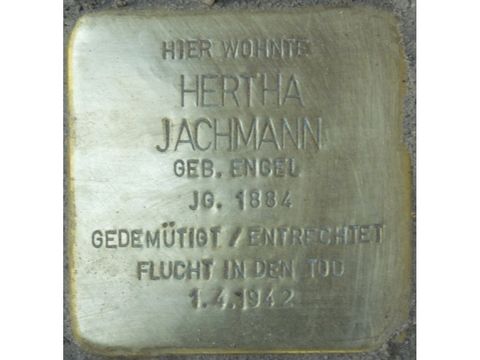 Stolperstein Hertha Jachmann (Bild: Stolpersteine-Initiative CW, Hupka)