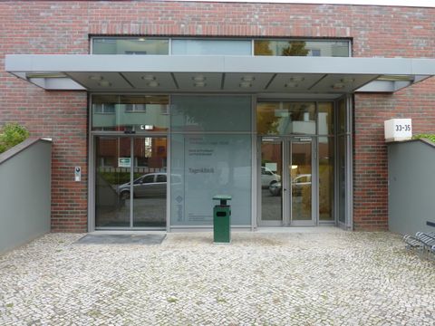 Friedrich von Bodelschwingh-Klinik, Eingang, 17.8.2010, Foto: KHMM