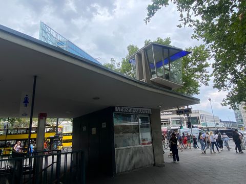 Verkehrskanzel Joachimsthaler Platz