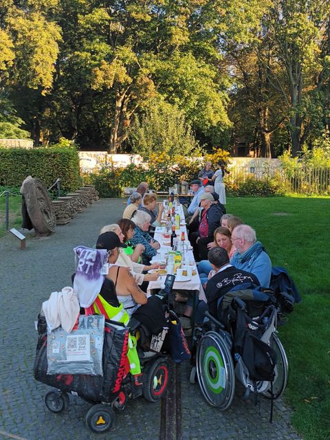 lange Tafel