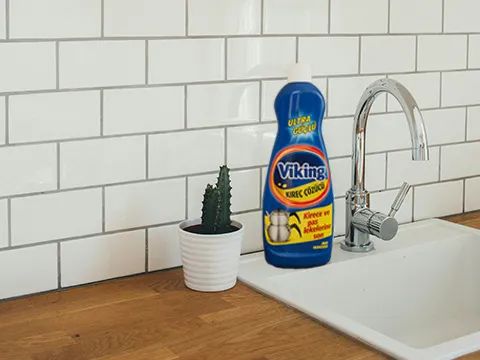 Unerlaubter Verkauf von Reinigungsmitteln mit Salpetersäure