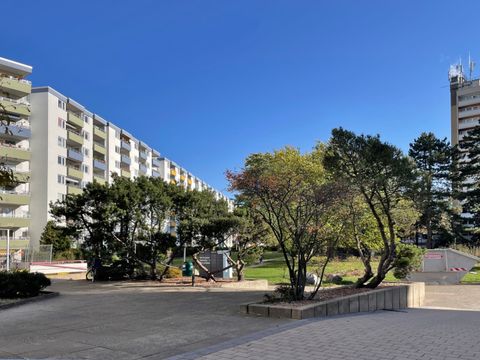 Der Emstaler Platz in Tegel-Süd