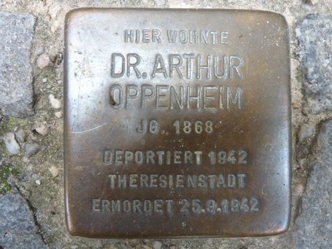 Stolperstein für Dr. Arthur Oppenheim, 17.8.2010