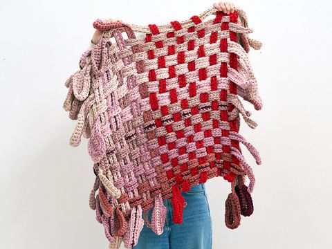 Nait Rosenfelder: »Roter Faden« – partizipatorisches Kunstprojekt (Bild: © Jule Frommelt)