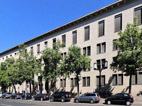 Finanzamt Charlottenburg
