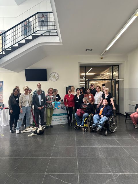 Gruppenbild zur Vernissage (Bild: BA Rdf)