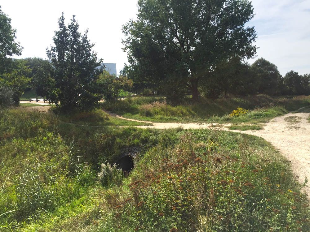 Die Querung über den Hechtgraben vor dem Umbau