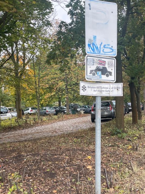 Strauchwerk nach dem Schnitt (Bild: BA Reinickendorf)