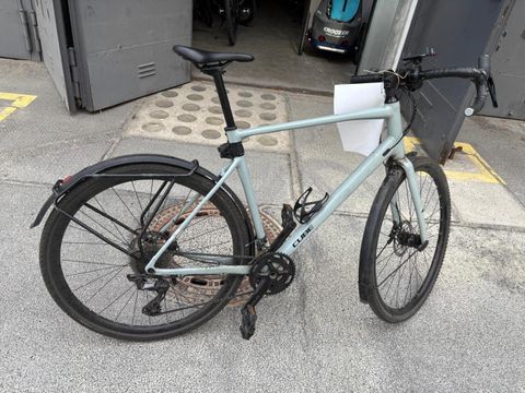 Hellgraues Fahrrad