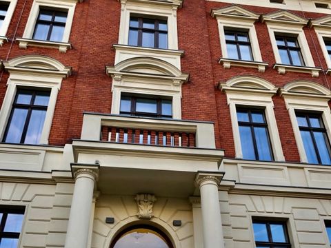 Portal der Aufnahmeeinrichtung Eschenallee