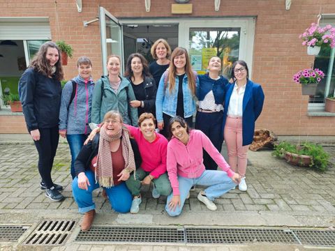 Gruppenbild Kita-Erzieherinnen