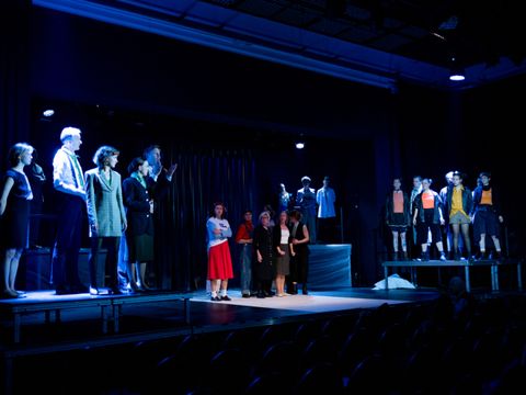 Szene aus der Aufführung "Volskfeinde" im November 2025