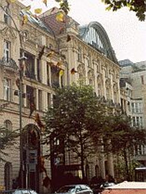 Uhlandschloss, Foto: Ute Nitsch, 2002