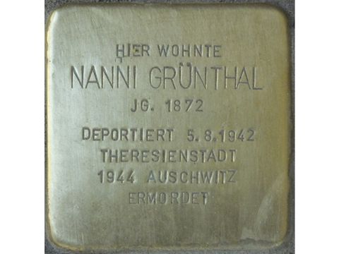 Stolperstein Nanni Grünthal (Bild: Stolpersteine-Initiative CW, Hupka)