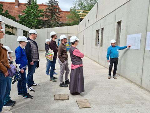 Baustellenbegehgung Sporthalle Christoph-Földerich-Grundschule