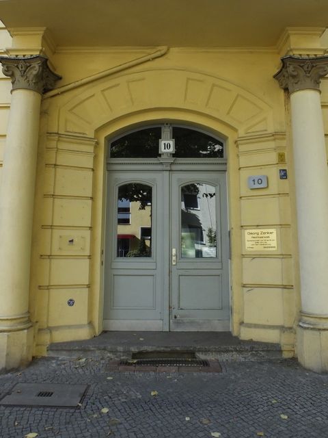 Hausansicht Ettaler Str. 10 (Bild: Stolpersteine-Initiative CW, Hupka)