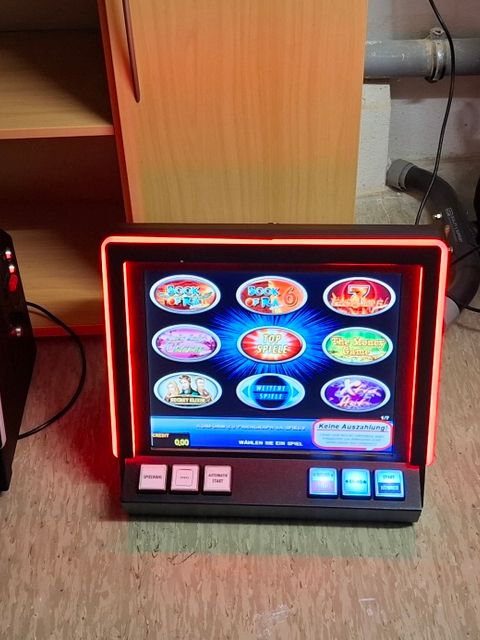 Illegale Spielautomaten eingezogen (Bild: BA Rdf)