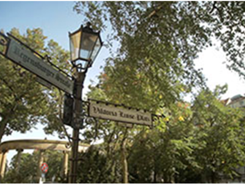 Viktoria-Luise-Platz