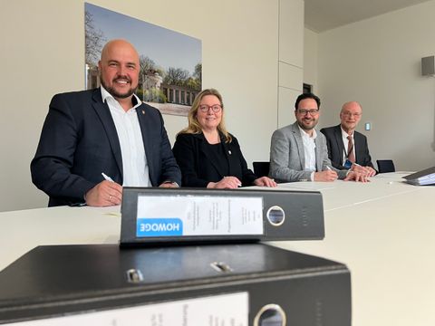 Unterzeichnung der Projektvereinbarung Gemeinschaftsschule Insel Gartenfeld