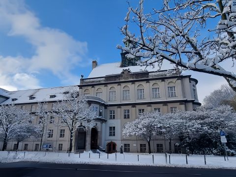 Winterbild Rathaus Treptow